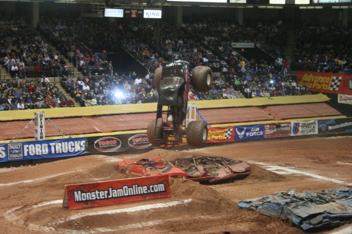 2008 MonsterTruckShow-100.jpg